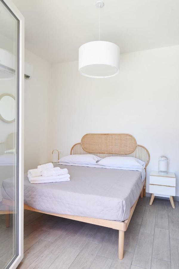 Salinelle Rooms Lascari Exterior photo